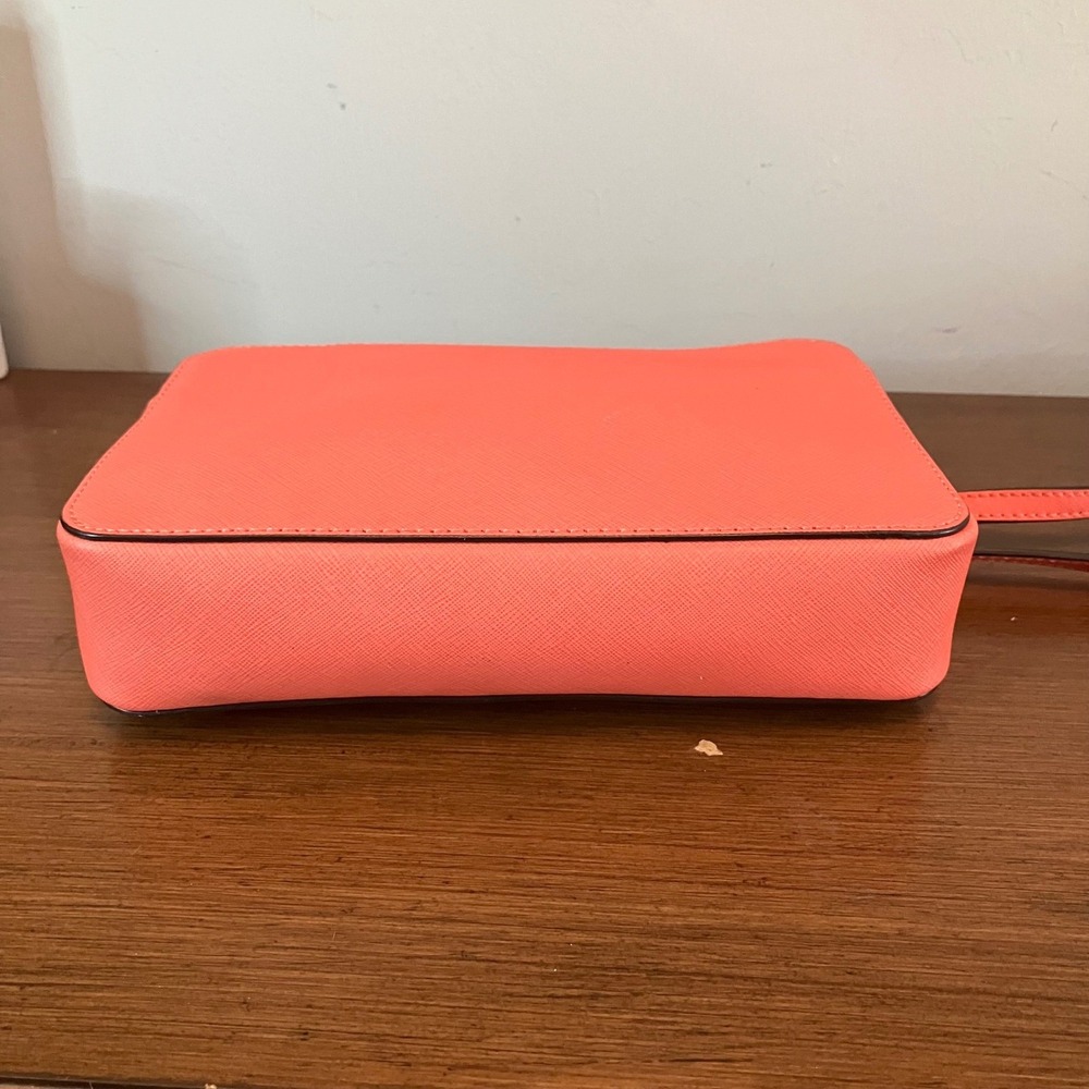 Michael Kors Jet Set East West Crossbody Bag Coral Pink Red Patchwork Saffiano - Picture 5 of 11